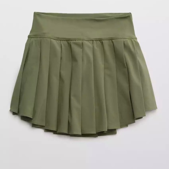 aerie green tennis skirt